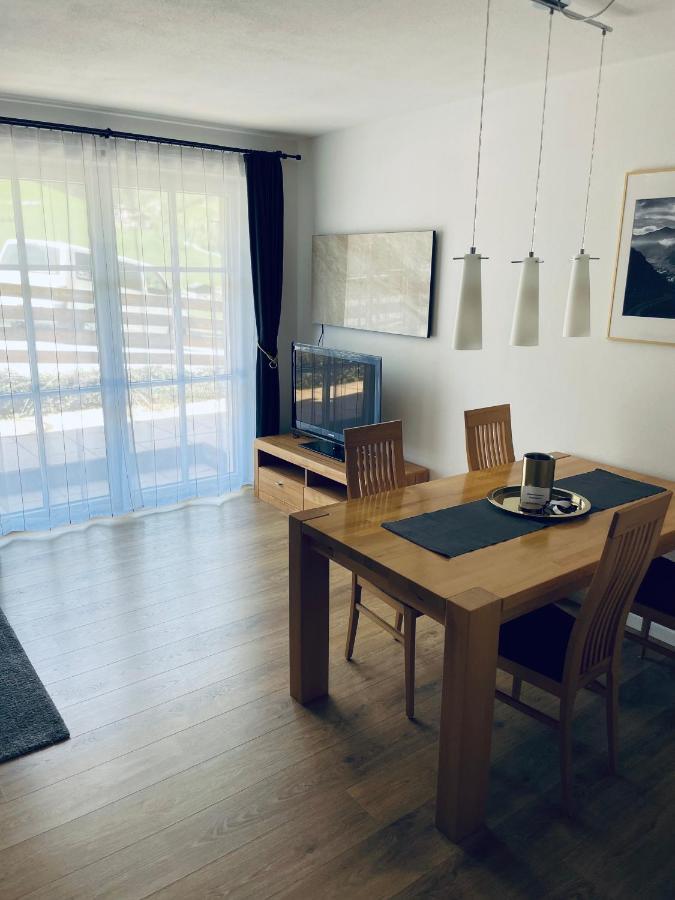 Mountainfloor Apartment กรอสซาร์ล ภายนอก รูปภาพ